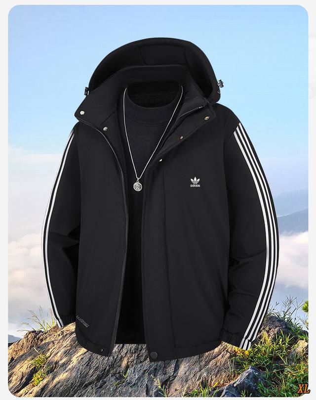 三叶草 独家实拍上新冬季高品质三条杠石墨烯棉衣加绒加厚保暖防寒户外登山服棉服防风防水 尼龙70D四面弹棉服，本季主打，货源充足，放心主推，高端品质，经典设计，做