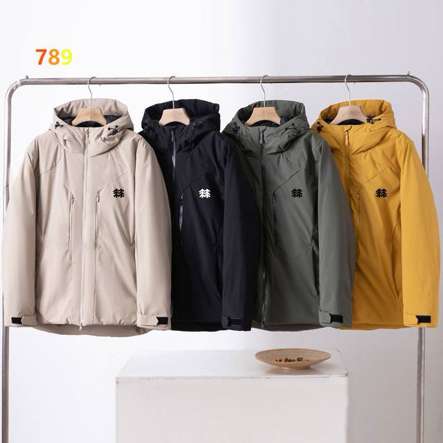 可隆轻量化户外手赛棉衣 DDD 颜色:黑色，军绿色，米白色，黄色 DDD 尺码:M-3Xl DDD