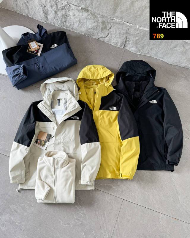 2025冬款Thenorthface北面户外冲锋衣三合一外套！内附两排拉链加内衬380G银狐绒双面绒，既保暖又可拆卸单穿！可Cp结合起来当情侣男女同款外套！一衣