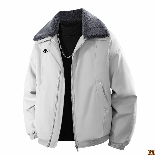 Descente迪桑特 独家实拍上新冬季高品质爆款翻领棉服加棉加厚夹克休闲宽松羽绒棉服保暖外套短款面包服棉衣，本季主打，货源充足，放心主推，高端品质，经典设计，