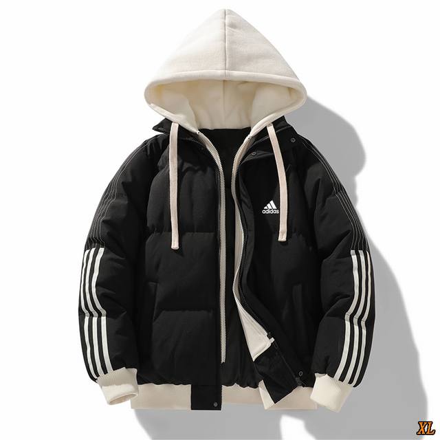 阿迪达斯 独家实拍上新冬季高品质加厚假两件棉服情侣炸街面包服百搭休闲棉衣连帽棉衣外套，本季主打，货源充足，放心主推，高端品质，经典设计，做工出色，经典百搭，上身