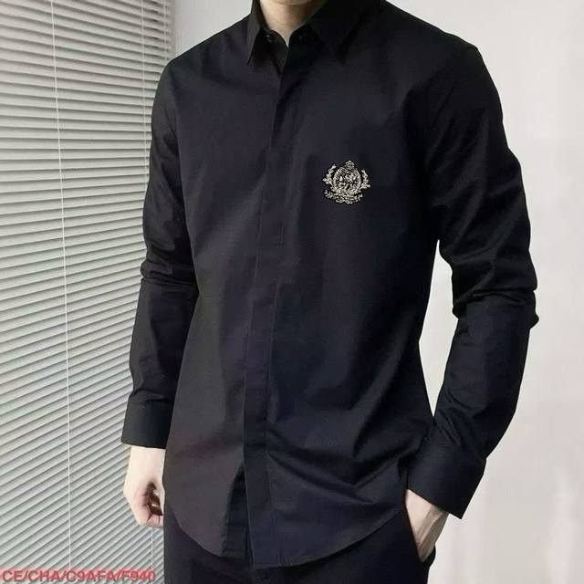 Lv DDD 人工学立体裁剪，上身自然修身，暗门襟设计，纯棉竹纤维面料，工艺精致、大气。时尚感爆棚。诠释品牌前卫而时尚的衬衫潮流风格。高端大气上档次。 DDD