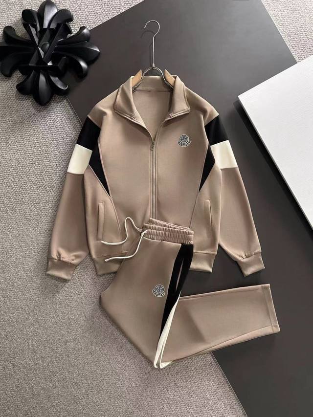 2-3天出货 Stone Lsland 石头岛联名Moncler 蒙口 高品质 2025秋冬新款休闲重工套装 独家Yb开发！高版出品！顶级版本贸易公司渠道订单、