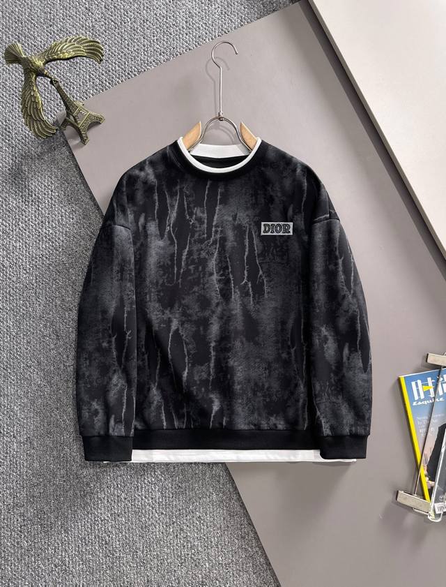 迪奥独家首发25Ss秋冬新款连帽卫衣长袖男女同款 众多明星同款 一般小作坊根本复制不了的工艺 不管是材质还是细节还原度以及工艺制作方面不惧任何挑战，只为给大家奉