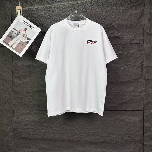 迪奥2026新款刺绣字母小蜜蜂情侣款短袖T恤 DDD 高版本高版本 DDD 原版面料 数码直喷印花工艺 网红明星同款 DDD 高版本 高 品质 DDD 面料采用