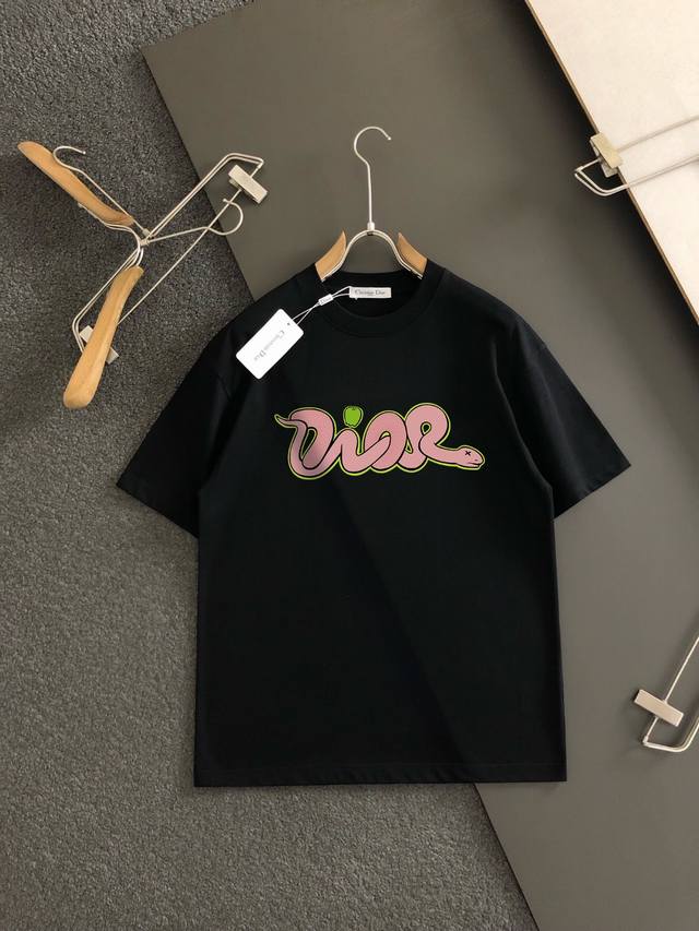 Dio* 260克纯棉双纱宽松靓仔T恤 爆款现货春夏短袖，简约基础衣橱神器， 休闲百搭必备款 做工走线质感一流，两色推荐：白色、黑色、 宽松版型S-2Xl DD