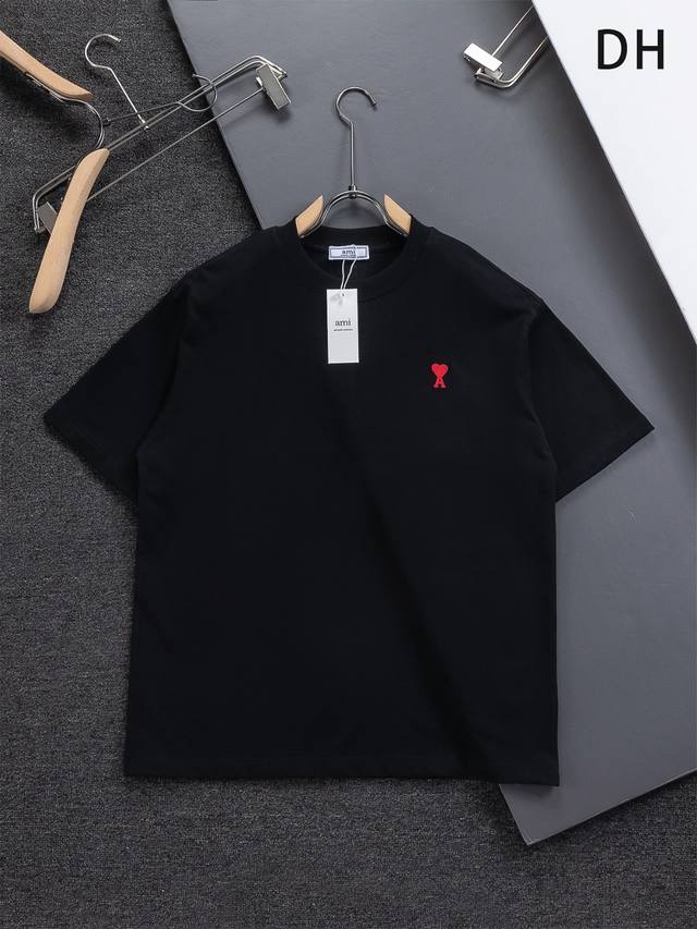 Ami Paris Ami Ami 艾米 爱心 微宽版型S-Xl DDD Lv 26Ss新品专柜同步专柜上架 多重重工艺 胸口红色小爱心Logo刺绣 圆领短袖T