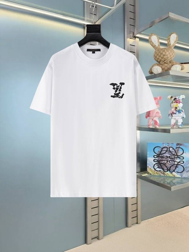 Lv路易威登25Ss新款短袖，最高版本重工艺印花经典Logo图案，高标准定制，上身非常有型，客供进口高档280克纯棉面料质感非常细腻，细节工艺精湛考究，塑造性极