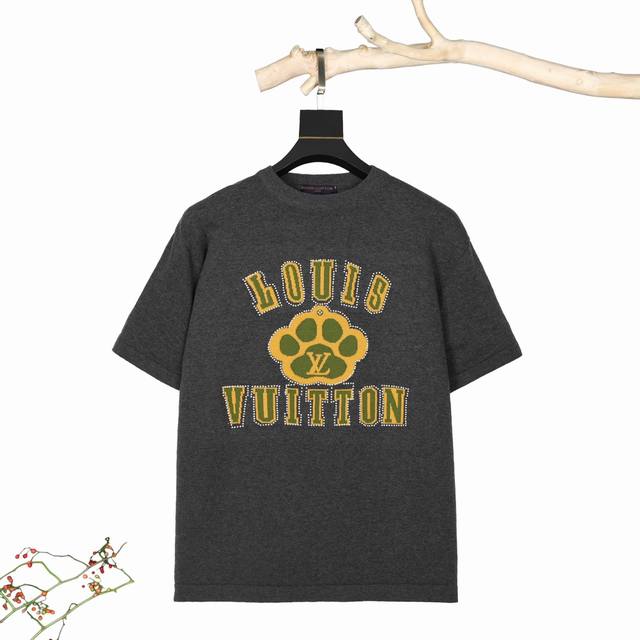 DDD Louis Vuitton路易威登 前后提花进口烫钻，针织毛织短袖 DDD 此款短袖针织衫取材密纺棉布 经典版型 采用提花针织工艺完成前后幅Lv提花设计