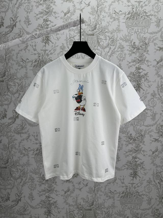 Ganni 25Ss迪士尼联名新款烫钻鸭子T恤 圆领 宽松版型 高版本 DDD 码数：S.M.L. DDD 温馨提示：女款只换码 DDD