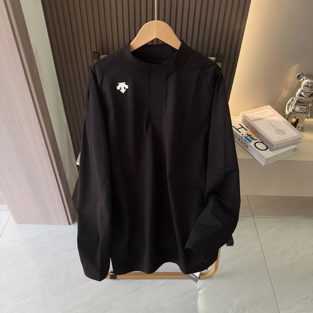Descente 迪桑特健身训练服 新款骑行服 DDD 迪桑特综训训练系列运动男士长袖针织衫内搭秋冬新款 此款采用高端锦纶氨纶面料 透气 保暖 上身特别舒服、