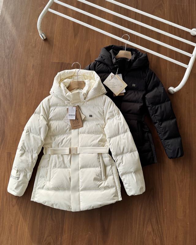 主图 DDD 专柜同款Kolonsport 可隆 金泰梨同款户外女款Cwtch 爆火 小蛮腰上衣羽绒服上衣 超显瘦，必须自留款 DDD 优雅小蛮腰 科隆女士Sp