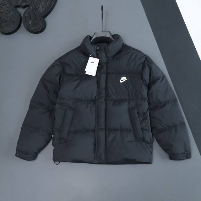 高品质 DDD 耐克Nike 2025柜子新款 户外潮酷新定义，防水防寒高品质情侣款立领羽绒服 DDD 耐克 2025最新户外运动休闲情侣款羽绒服，专为追求品质