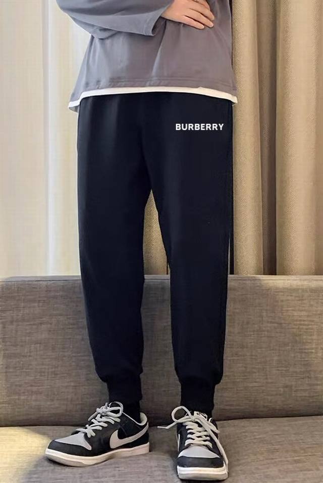银狐绒加厚 DDD Burberry 巴宝莉冬季超百搭运动加绒加厚卫裤束脚裤休闲裤 DDD ｜无敌版型｜｜男女同款｜ DDD 甄选软糯510G银狐绒加厚面料 区