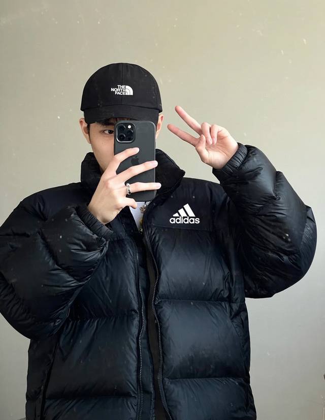 不是羽绒免费送 DDD 降价清货 真羽绒版本 DDD Adidas阿迪达斯白鸭绒羽绒服 DDD 降价亏本捡漏福利，真羽绒版本，清货回资金给工厂P结加工费，请认证