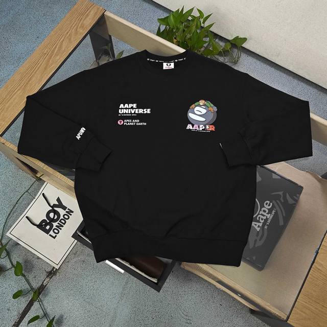 款号：A0462 高版本 DDD 2026新款Aape经典猿颜粉色迷彩猿人图案Logo字母印花休闲情侣圆领毛圈卫衣，经典款秋冬猿人，经典永远不会过时、人手必备款