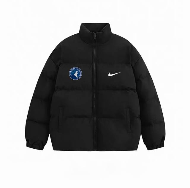 Nba X Nike 耐克森林狼队训练服宽松羽绒棉衣棉服立领面包服 DDD 高品质羽绒棉服系列 DDD 面料采用柔软牛津 搭配750新疆羽绒棉高密度充绒 温暖舒