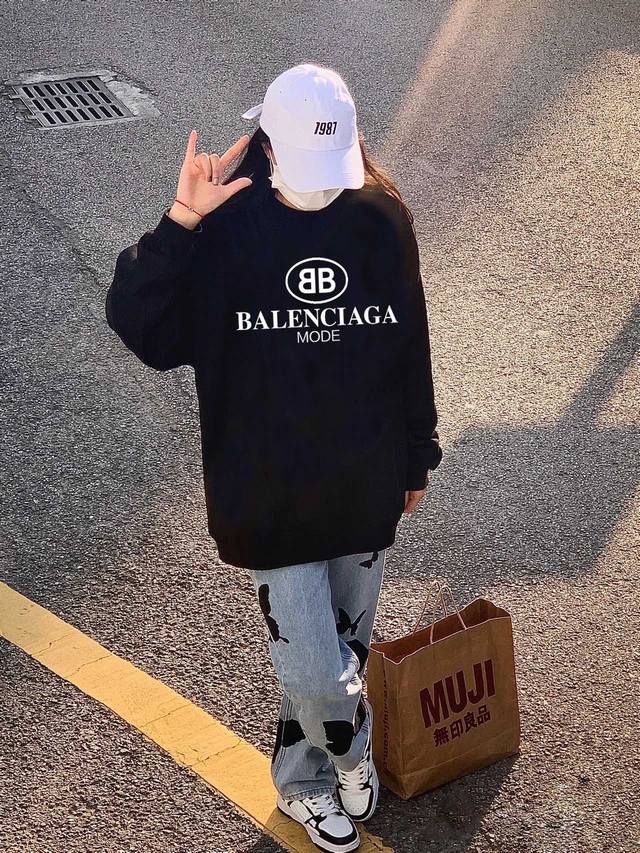 银狐绒加厚 DDD Balenciaga巴黎世家Mode冬季加绒加厚圆领卫衣 DDD 高端冬季加绒卫衣系列 DDD 本款甄选530G银狐绒加厚面料 区别市场便宜