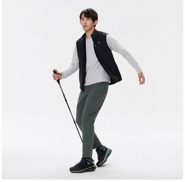 高品质，雪梨纸精包装 DDD Kolonsport可隆25年秋冬情侣款立领软壳户外休闲防水防风马甲背心！！掌柜力荐！ DDD 户外出行休闲钓鱼！日常通勤穿搭都是