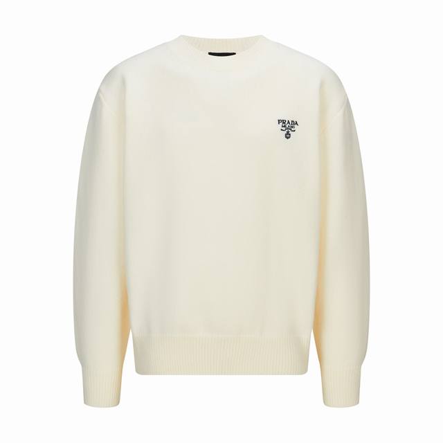 专柜1:1版本 ] DDD 品名: Prada 普拉达刺绣标识羊毛针织圆领毛衣 DDD 款号：345 DDD 尺码：46-52码 DDD 颜色：黑色 灰色 杏色