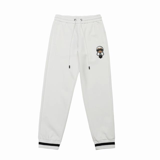 顶级版本] DDD 品名: Fendi芬迪 贴皮刺绣Logo标识休闲束脚卫裤套装长裤 DDD 尺码：S-Xxl DDD 颜色：黑色 白色 DDD 定制高克重50