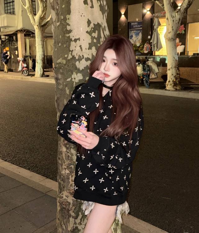 特价 黑色 DDD Smfk 十字架满印连帽卫衣 DDD 连帽款拉链款 DDD 返校生卫衣 DDD 满印暗黑超级喜欢啊！ DDD 超级好穿的满花卫衣 DDD 男