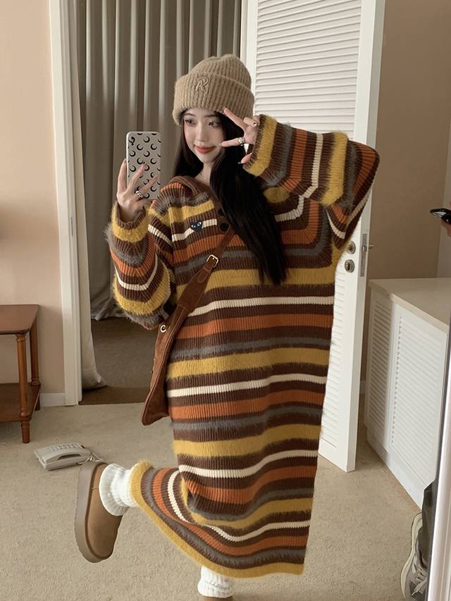 Play Comme Des Garcons川久保玲 新款高品质条纹连帽长款针织裙 软糯可爱炒鸡宽松长款版型，遮肉效果南波万~不挑身材，微胖妹子能轻松驾驭，显瘦