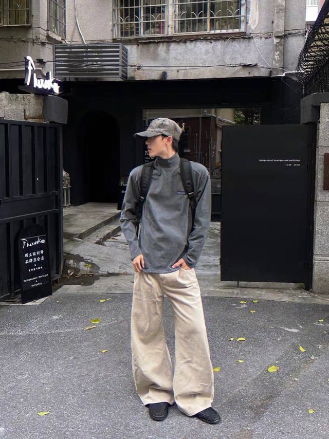 Patagonia巴塔哥尼亚 小高领软糯亲肤实体品质绣标高品质针织上衣情侣款 DDD Color: 深灰色 Size: M-Xl DDD M 肩宽59 胸围11