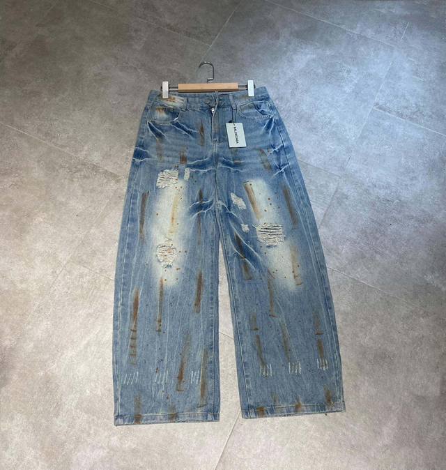 Balenciaga巴黎世家 脏染泼墨弯刀破洞阔腿牛仔长裤情侣款 DDD Color: 蓝色 Size: M-Xl DDD M 腰围76 臀围104 裤长102