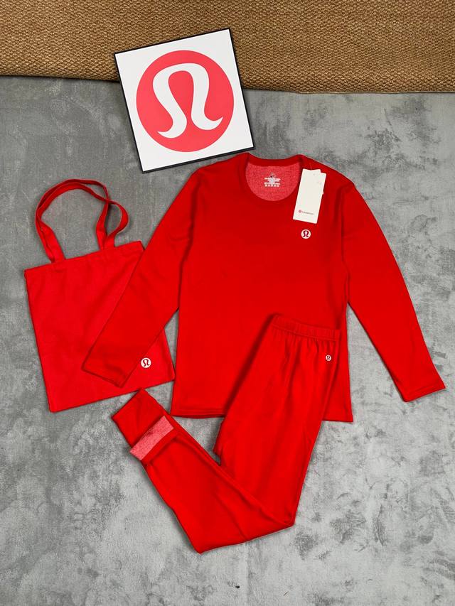 Lululemon露露 专属于中国人的浪漫 中国红秋冬圆领亲肤保暖套装 DDD 颜色：中国红 DDD 尺码：L-3Xl DDD 本土文化 红红火火 DDD 中国