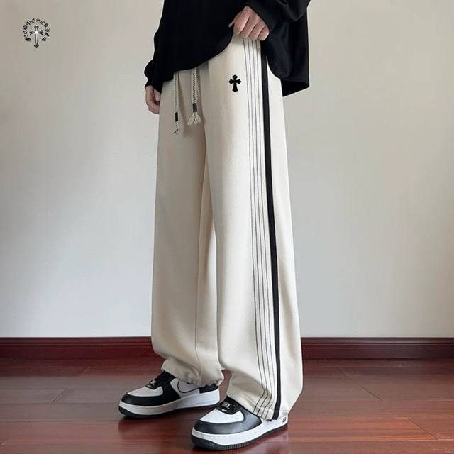 上新 DDD Chrome Hearts克罗心海外版25Ss新款三色高品质串标相拼休闲运动裤！ DDD 裤子版型宽松 细节完美 全棉针织面料耐磨耐脏 立体裁剪宽