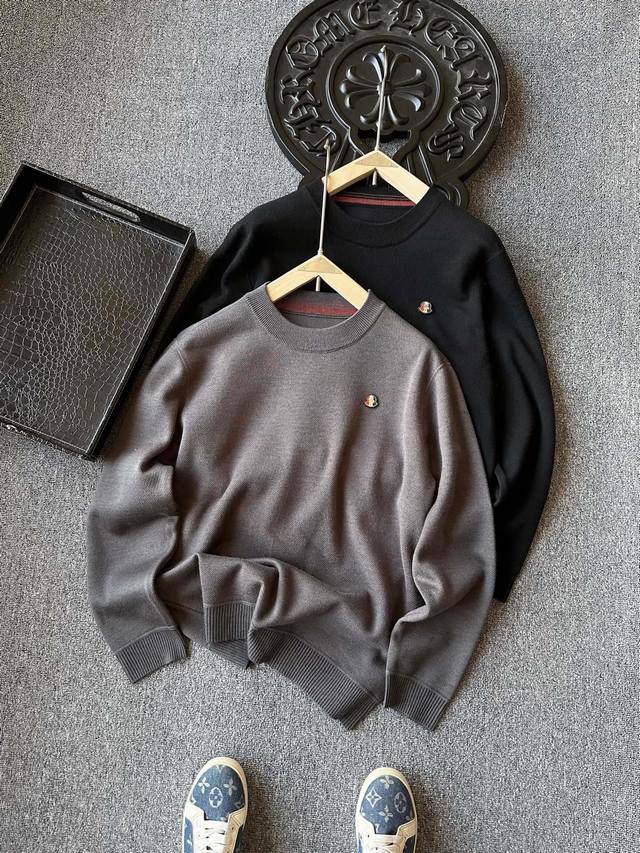 顶级加绒绵羊毛！ DDD 人气爆款！Moncler 蒙口专柜绵羊毛加绒毛衣！恒隆在售万元级，款号：3009 DDD 蒙口家最新优选一级绵羊毛细支纱线！整件衣服做