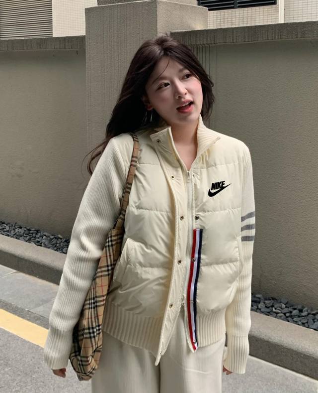 90绒耐克Nike毛织拼接潮牌休闲修身马甲羽绒服女冬季新款 DDD 采用真正纯洁90绒 不跑绒更耐穿 四层防护 高密锁温锁绒 DDD 新国标90绒 安心穿 高绒