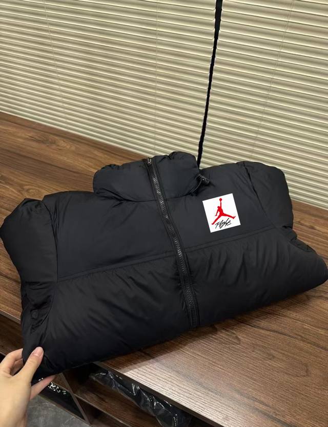 不是羽绒免费送 DDD 降价清货 真羽绒版本 DDD Air Jordan乔丹Aj白鸭绒羽绒服 DDD 降价亏本捡漏福利，真羽绒版本，清货回资金给工厂P结加工费