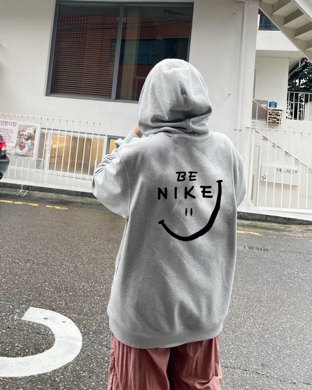 银狐绒加厚 DDD Nike 耐克Be个性笑脸冬季加绒加厚连帽卫衣 DDD 高端冬季加绒卫衣系列 DDD 甄选530G银狐绒加厚面料 区别市场便宜货200G低廉