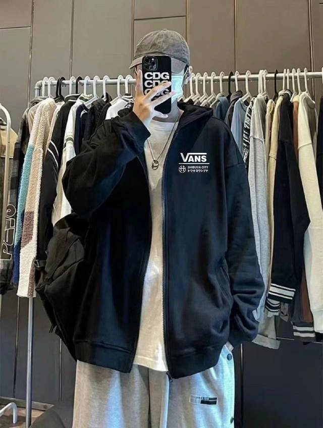 银狐绒加厚 DDD Vans 万斯涩谷限定日系冬季加绒加厚开衫拉链连帽卫衣外套 DDD 高端冬季加绒拉链卫衣系列 DDD 本款甄选530G银狐绒加厚面料 区别市