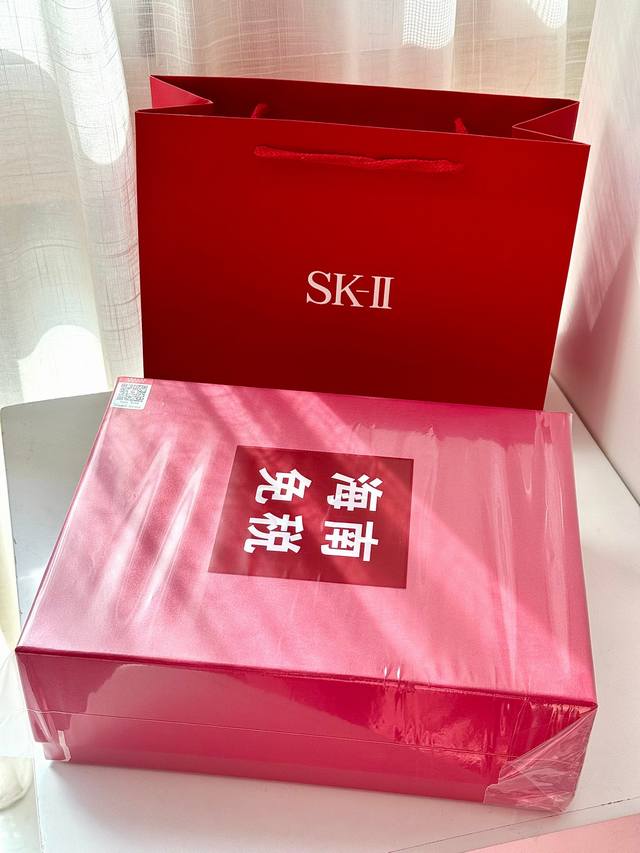 礼盒不优惠 ！#士为知己者死，女为悦己者容，好水好奶好乳好霜好露好膜，传说中的仙女都在用# Skll 新款韩流美肌五件套套装限定礼盒 掌柜正儿八经的渠D货源！每