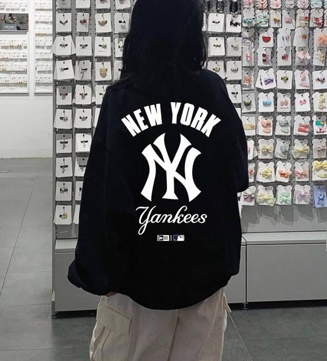 银狐绒加厚 DDD New Era X Mlb 联名款Yankees-Ny 纽约洋基队冬季加绒加厚圆领卫衣 DDD 高端冬季加绒卫衣系列 DDD 本款甄选530