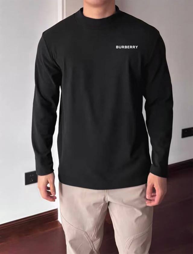 双面德绒打底衫 DDD Burberry 巴宝莉双面磨毛德绒半高领长袖打底衫 DDD 给大家带来一款既显瘦又不紧绷的弹力打底衫，在显瘦保暖舒适的同时，摆脱传统保