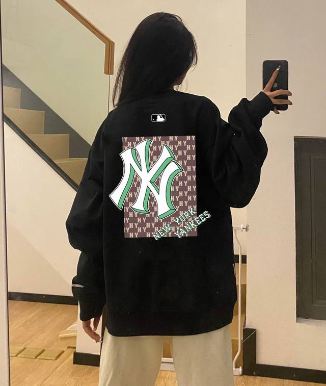 银狐绒加厚 DDD Mlb-Ny 老花系列纽约洋基队冬季加绒加厚圆领卫衣 DDD 高端冬季加绒卫衣系列 DDD 本款甄选530G银狐绒加厚面料 区别市场便宜货2