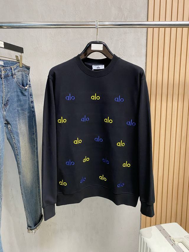支持年后退换 Alo 25Ss 新品 最新最顶级版本精美工艺圆领卫衣，最顶级的品质专柜原单套头衫，顶级制作工艺进口面料，专柜品质重工刺绣设计，采用进口高端订制面