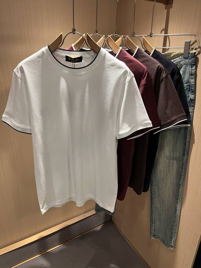 Loro Piana诺悠翩雅 2026春夏男士最新的贸易订单短袖打底衫，全品相！！定制纯棉面料！上身舒适透气，不僵硬，整体有着丰富的立体感，品质出口订单，定制专