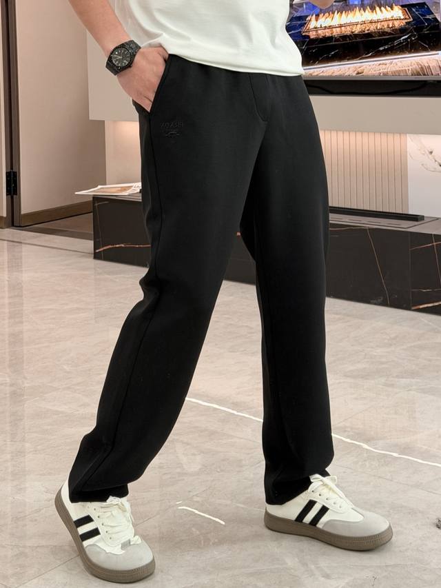 支持年后 DDD DDD Prad 2026春夏新款铜氨丝莫代尔空气层休闲卫裤，裤身上刺绣标志性品牌标识，客供定制品牌刻印五金配件，彰显品牌格调，100%进口面