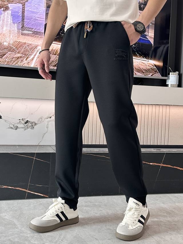 支持年后 DDD DDD Bur 2026春夏新款铜氨丝莫代尔空气层休闲卫裤，裤身上刺绣标志性品牌标识，客供定制品牌刻印五金配件，彰显品牌格调，100%进口面料