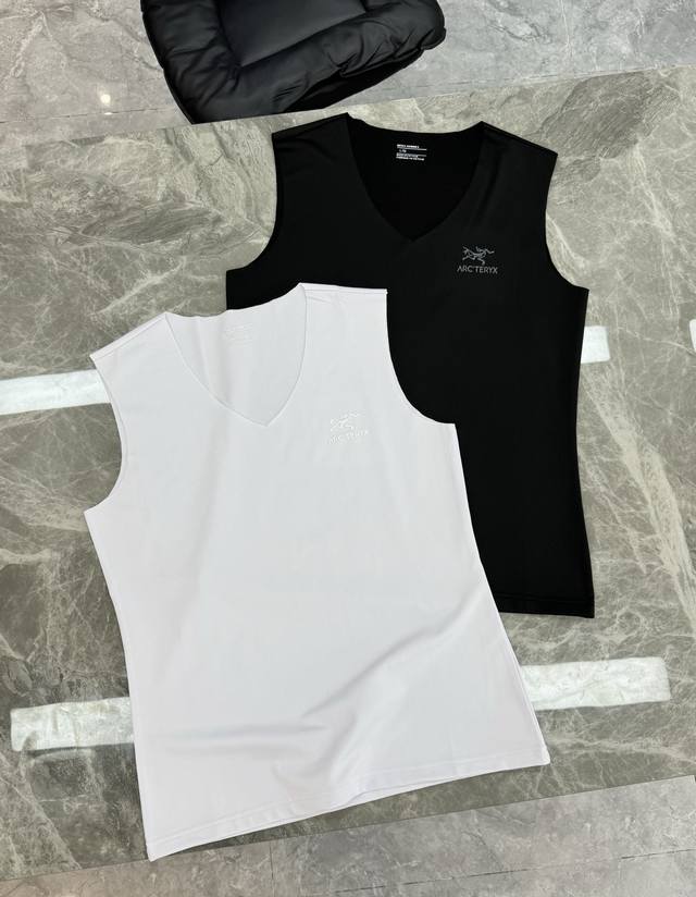 Arc'teryx始祖*鸟秋冬保暖背心 DDD 内里拉毛.S-3Xl 修身版型！ DDD