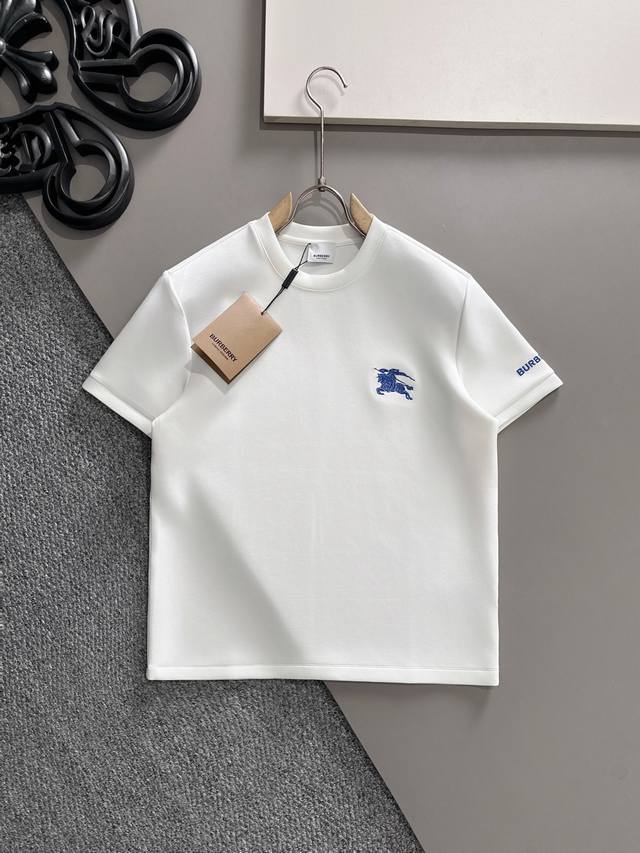 支持年后退换 Burbe#Rry 巴宝莉2025秋冬太空棉字母刺绣Logo时尚百搭打底圆领短袖衫，精致工艺面料，顶级元素融合打造，经典短袖3标齐全，潮男时尚，无