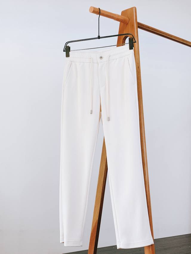 年后 DDD Ermenegildo Zegna 杰尼亚 2025Fw秋冬新品 DDD 时尚抽绳休闲裤一上身就是好看 .新款针织弹力羊毛呢混纺面料，织造极具手感