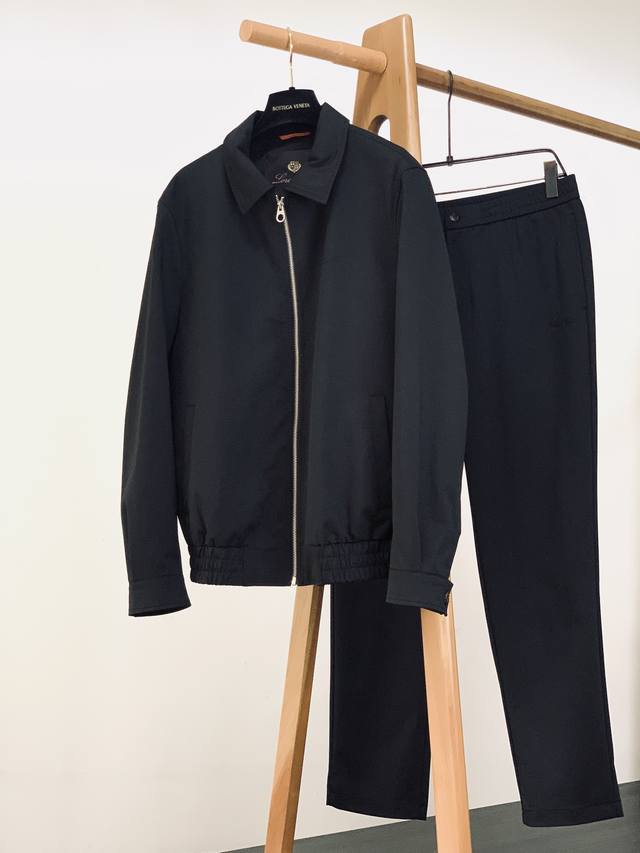 年后 P上衣 ，裤子280 DDD Loropiana L.P2620Fw早秋新品 DDD 奢品格调，Lp男士套装演绎意式优雅。 DDD 上衣采用翻领设计，利落