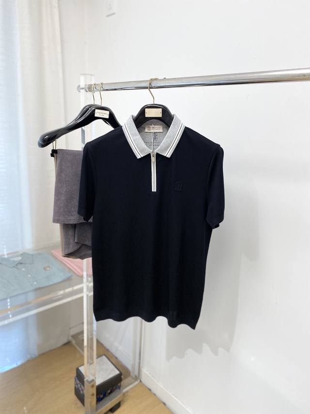支持年后退换！Brunello Cucinelli、2025新品短袖T恤，帅气时尚，胸前凹凸印胶图案Logo，简约百搭款。面料棉 不仅挺括，保持潮流的廓形，又穿