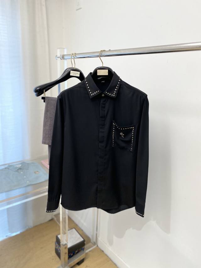 支持年后退换！克罗心、2025新品衬衫，时尚帅气，简约百搭款，定制原版面料，不仅挺括，保持潮流的廓形，又穿着舒适，纱织更细腻，码数M-3Xl DDD